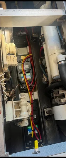  Yacht Photos Pics Engine compartment of a 2003 Sealine F425 boat, showing wiring and mechanical components.