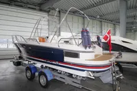 2005 Nimbus 230 R