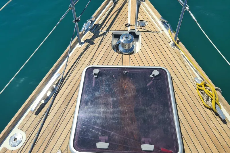  Yacht Photos Pics Deck of 2009 Jeanneau Sun Odyssey 50 DS sailboat with hatch and winch.