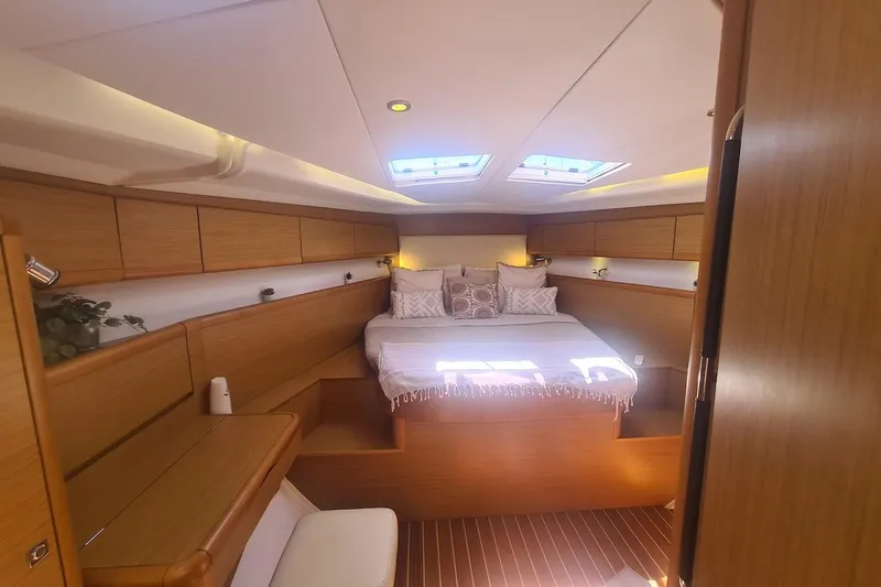  Yacht Photos Pics Luxurious interior of 2009 Jeanneau Sun Odyssey 50 DS yacht cabin with skylights.