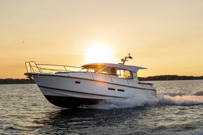 2017 Nimbus 365 Coupe