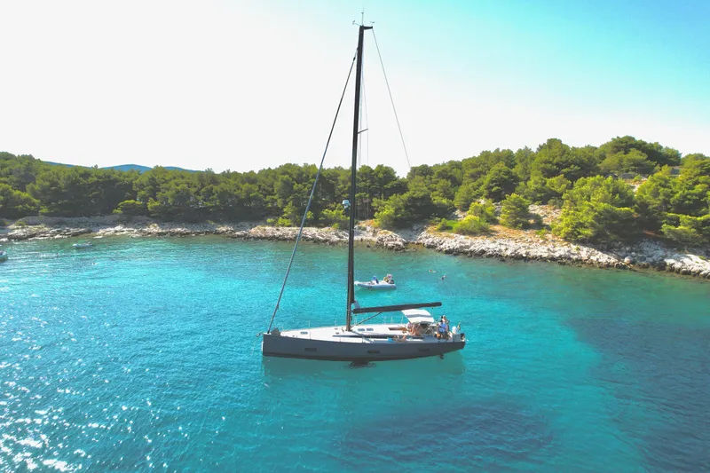 Sultans Of Swing Yacht Photos Pics 