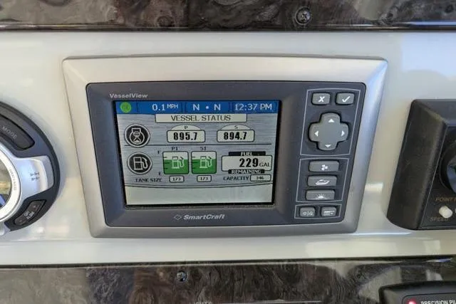 Nautalia Yacht Photos Pics SmartCraft VesselView display on 2013 Sea Ray 470 Sundancer showing vessel status and fuel data.