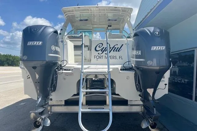  Yacht Photos Pics 2018 World Cat 320 DC boat with dual Yamaha 300 engines, docked in Fort Myers, FL.