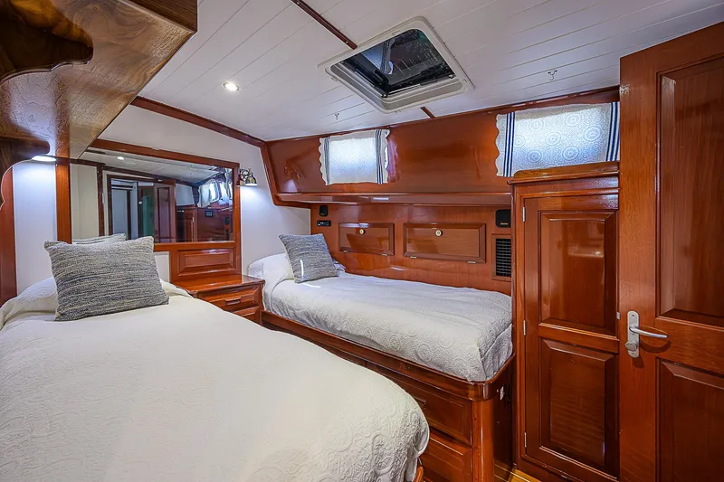 Arion Yacht Photos Pics 