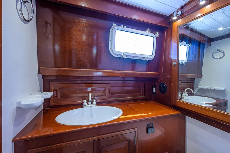 Arion Yacht Photos Pics 