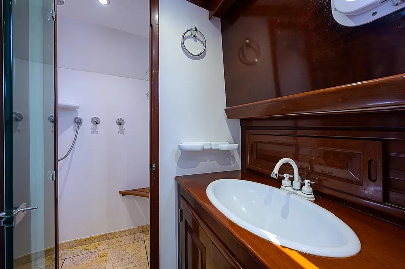 Arion Yacht Photos Pics 