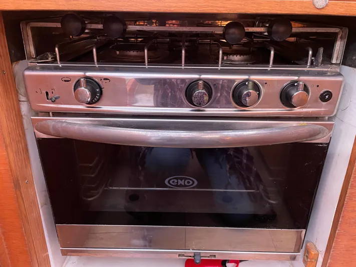 Telemachus Yacht Photos Pics 