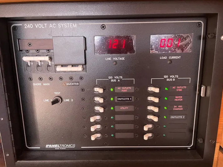 Telemachus Yacht Photos Pics 