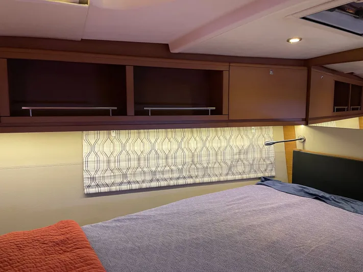 Telemachus Yacht Photos Pics 