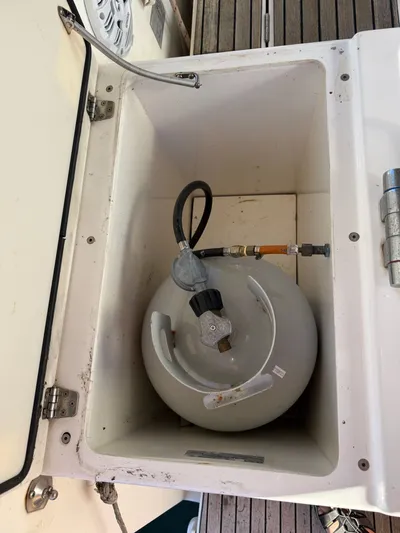 Telemachus Yacht Photos Pics 