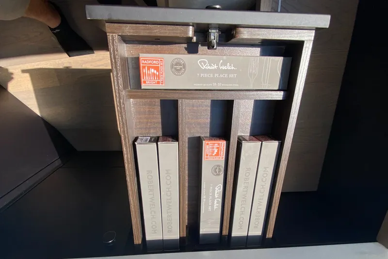 Just Us Yacht Photos Pics Fairline F//Line 33, 2022 model, featuring a Robert Welch three-piece cutlery set.