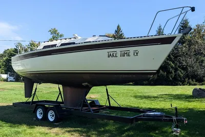 Aloha 27 Sloop
