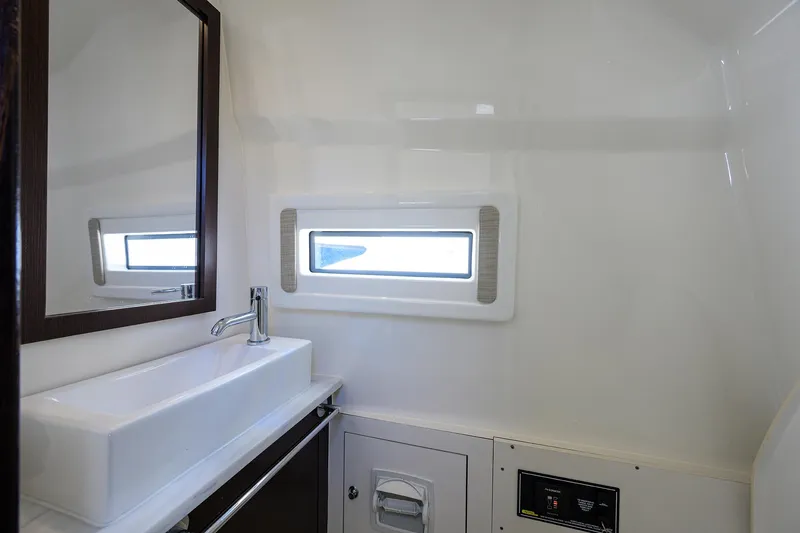 Reel Deal Yacht Photos Pics Pursuit 37 REEL DEAL - Head