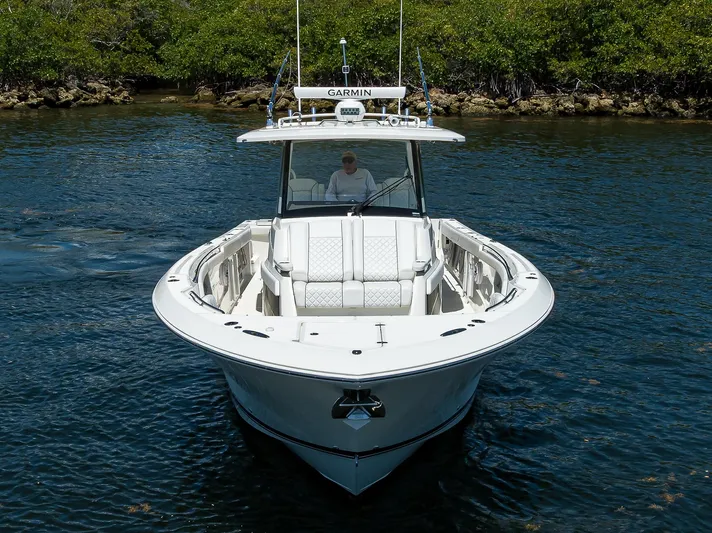 Reel Deal Yacht Photos Pics Pursuit 37 REEL DEAL - Bow Profile