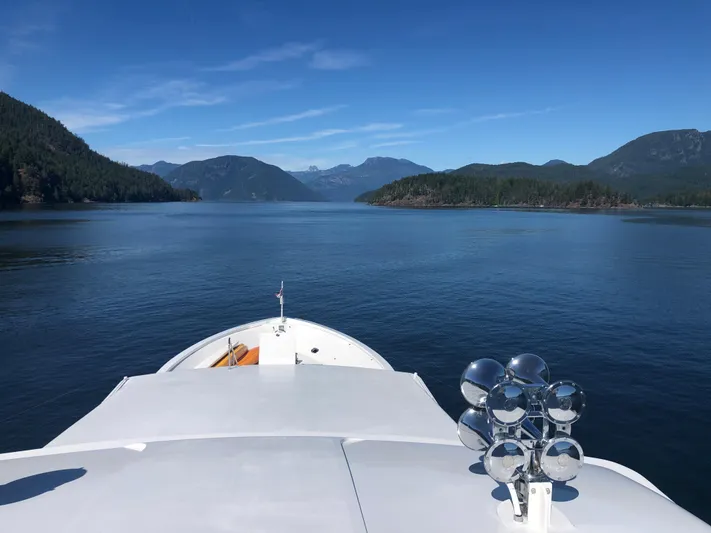 Sovereign Lady Yacht Photos Pics into Desolation Sound