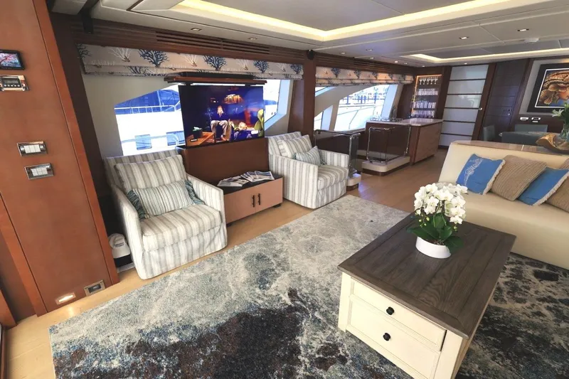 Sea Hack Yacht Photos Pics Salon - portside