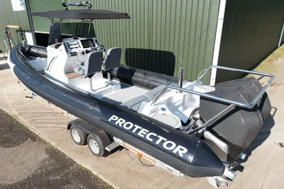 2022 Protector 310 Chase