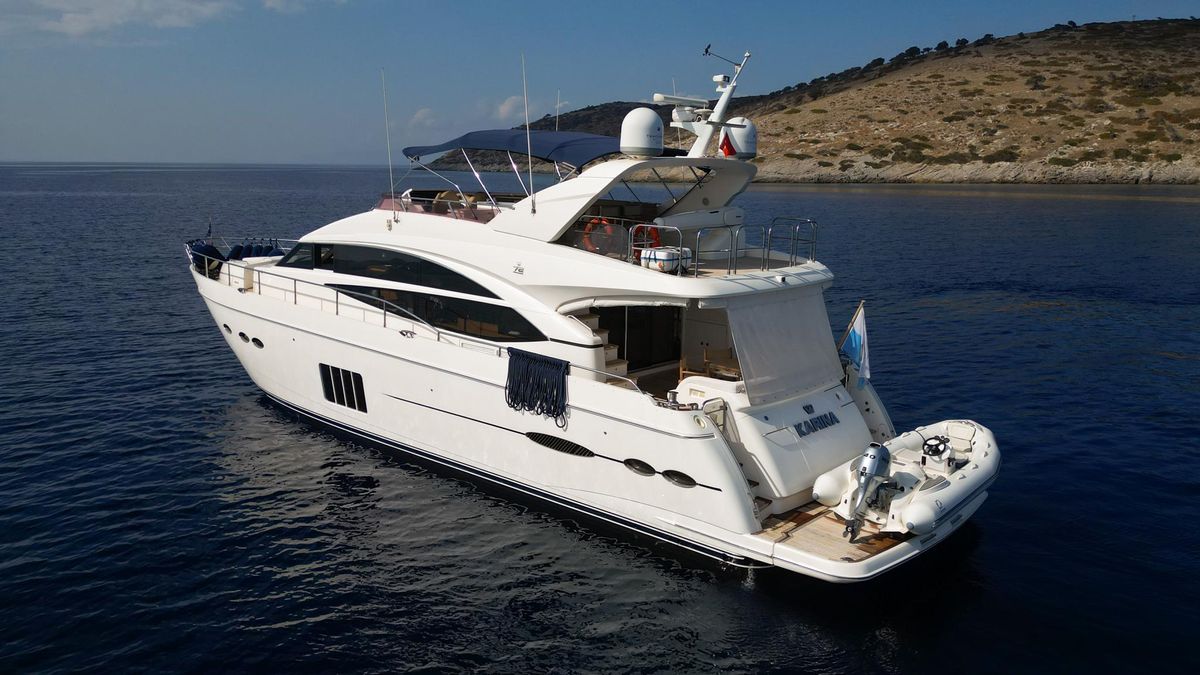 2012 Princess 73 