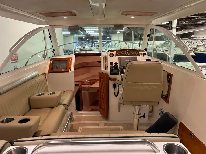 Amandita Yacht Photos Pics 