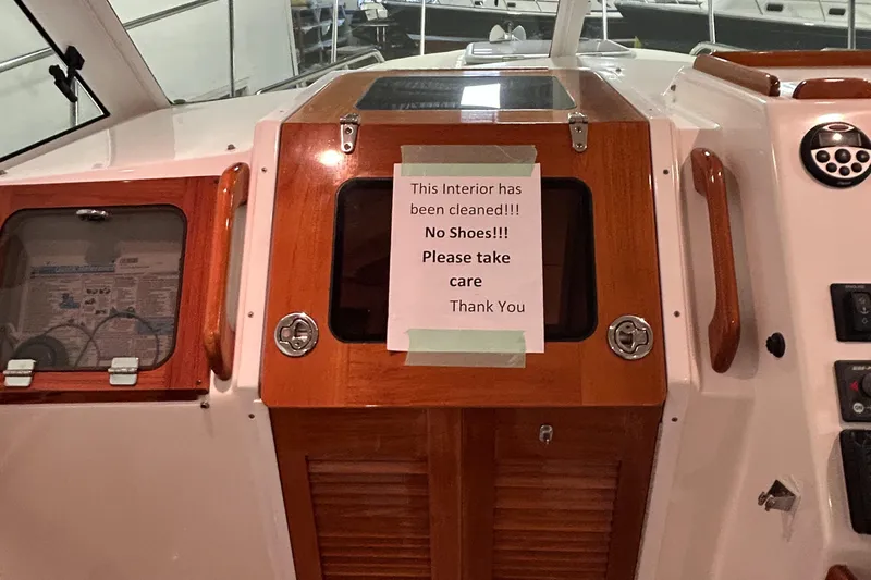 Amandita Yacht Photos Pics 