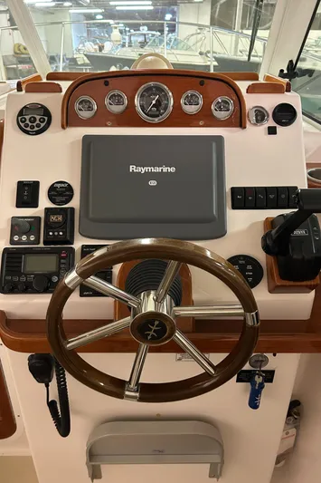 Amandita Yacht Photos Pics 