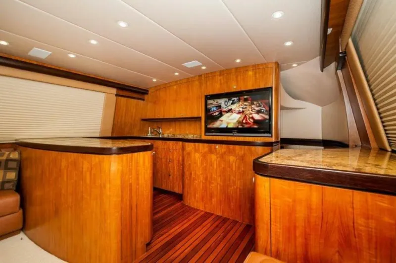 Perra Mala Yacht Photos Pics 2010 Spencer 57 Convertible- Perra Mala- Galley