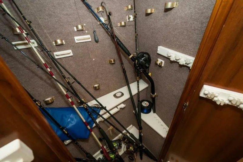 Perra Mala Yacht Photos Pics 2010 Spencer 57 Convertible- Perra Mala-