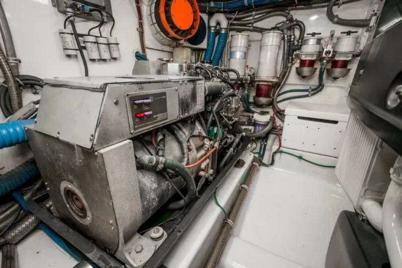 Perra Mala Yacht Photos Pics 2010 Spencer 57 Convertible- Perra Mala- Engine Room