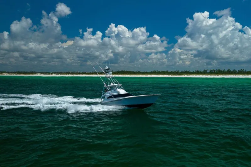 Perra Mala Yacht Photos Pics 2010 Spencer 57 Convertible- Perra Mala