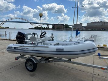 2023 Highfield CL360