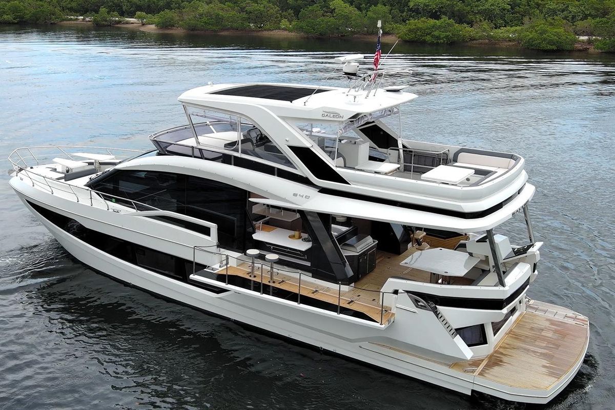 2025 Galeon 64 
