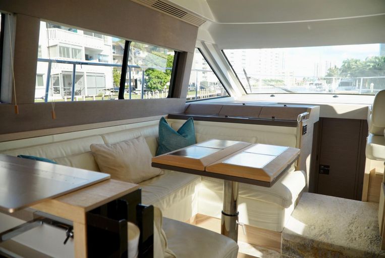2016-50-monte-carlo-mc5-flybridge
