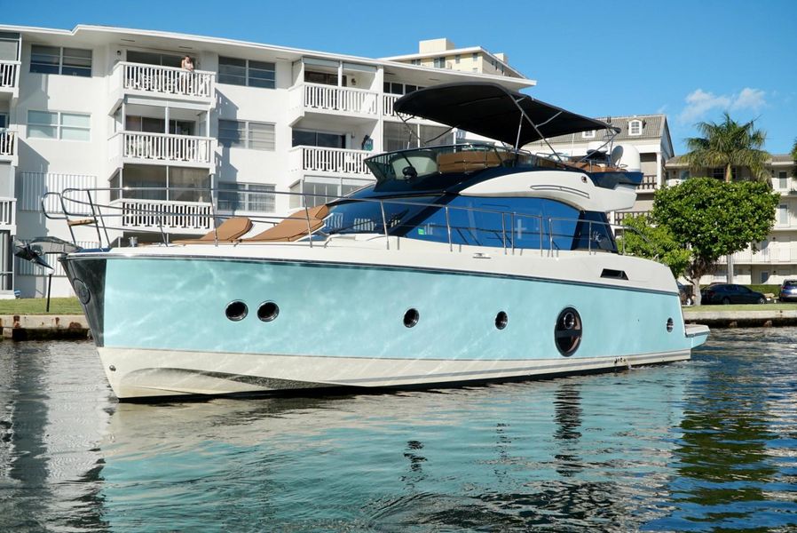 2016 Monte Carlo MC5 Flybridge