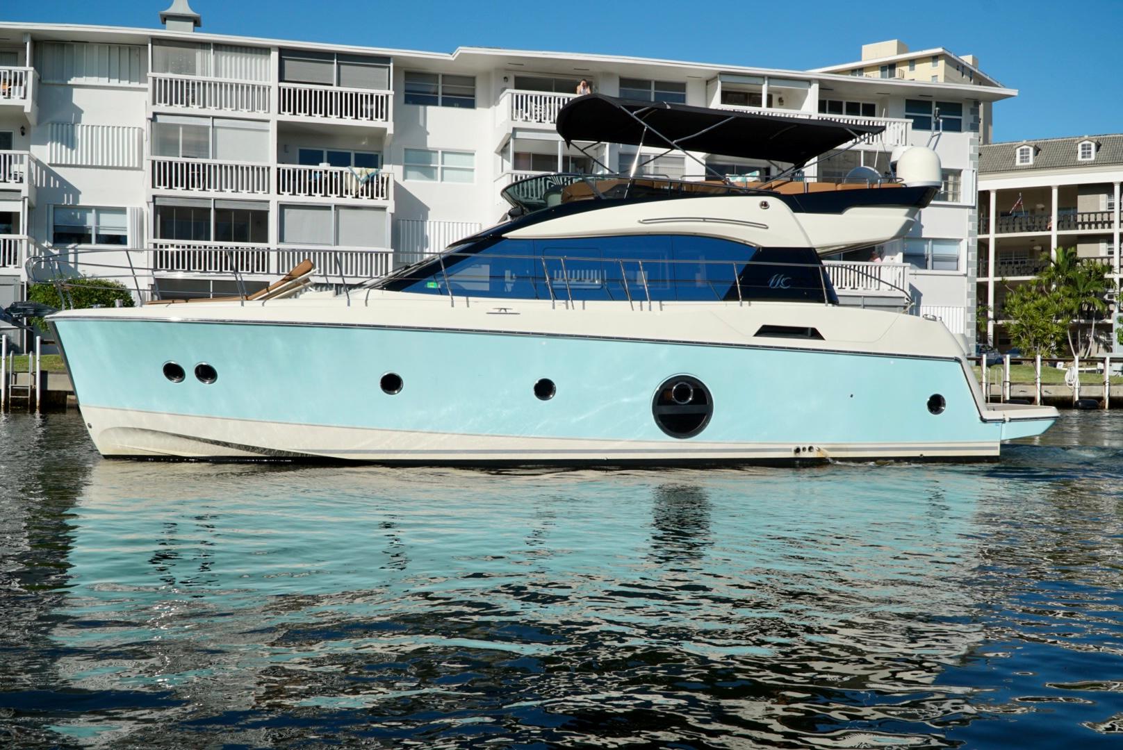 2016 Monte Carlo Yachts MC5 Flybridge