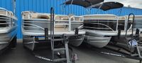 2023 Sun Tracker Fishin' Barge 20 DLX