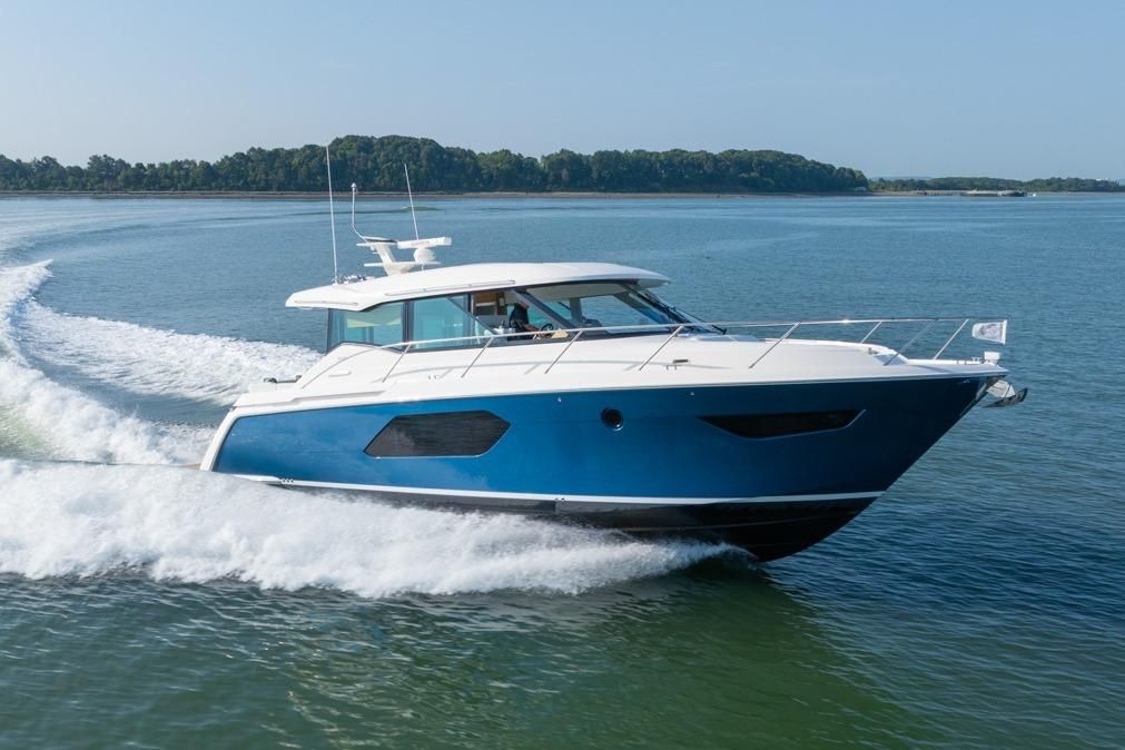 2022 Tiara Yachts 49 