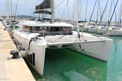 Lagoon 450 F