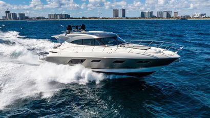2022 60' Riviera-6000SY - Platinum Edition Lighthouse Point, FL, US