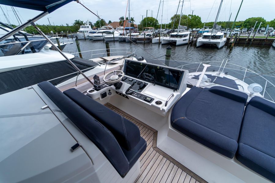 2016 Sunseeker Manhattan 55