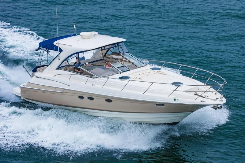 Schatzi Yacht Photos Pics 