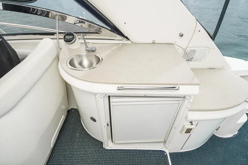 Schatzi Yacht Photos Pics 