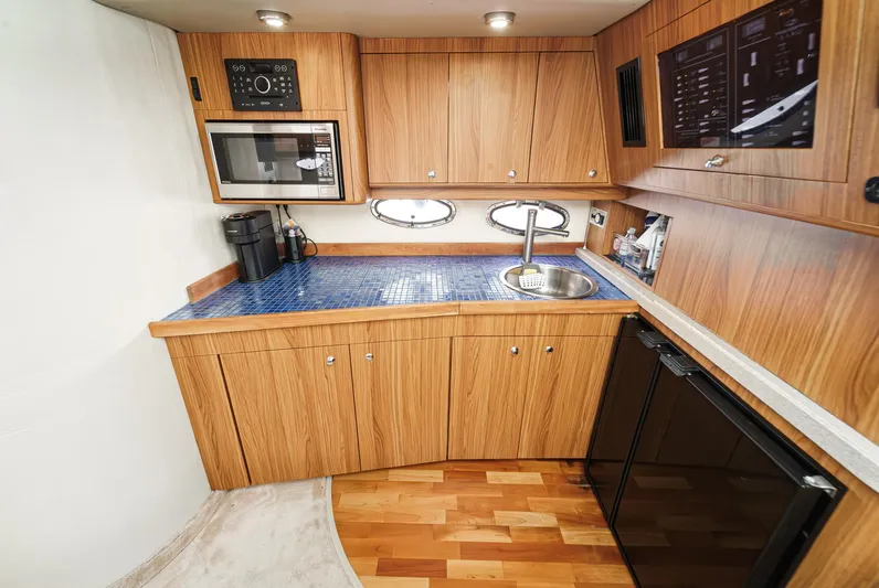 Schatzi Yacht Photos Pics 