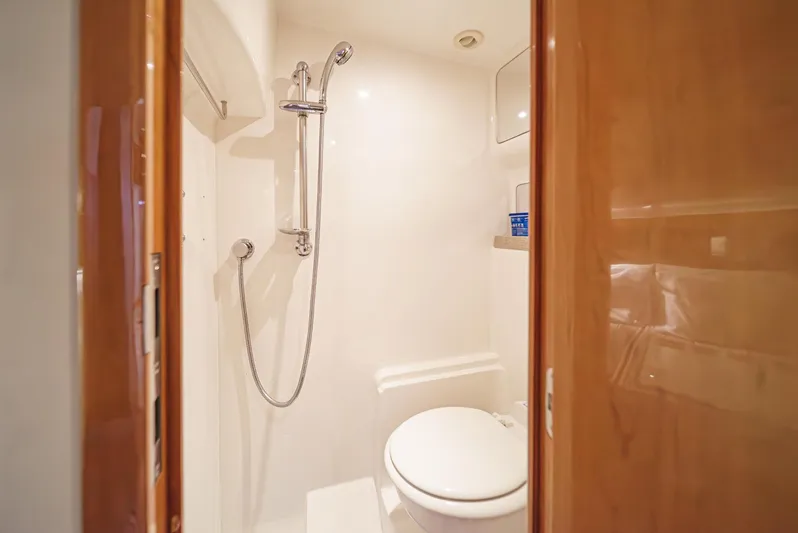 Schatzi Yacht Photos Pics 