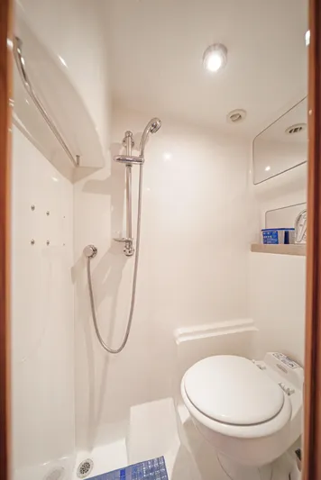 Schatzi Yacht Photos Pics 