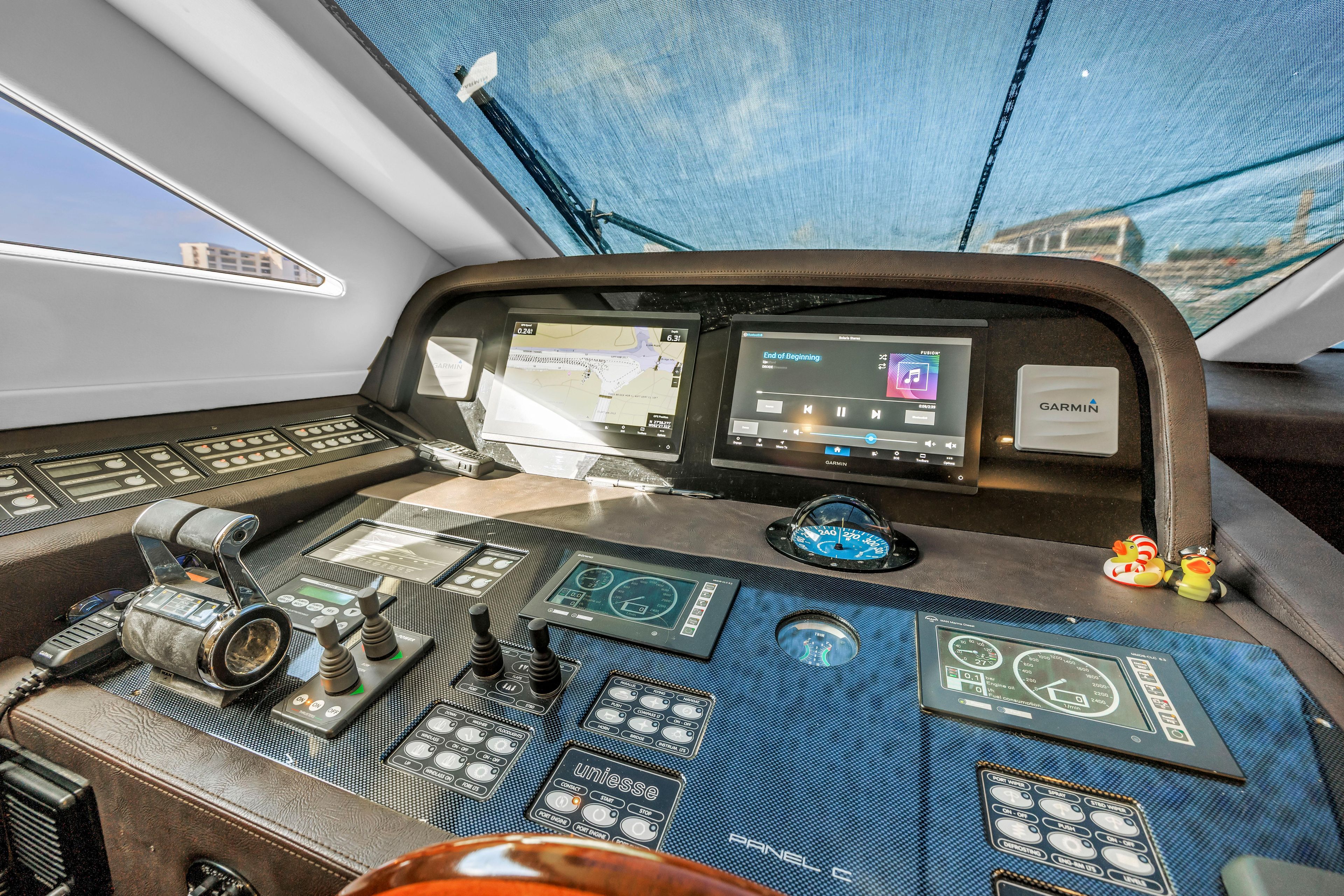 Yacht