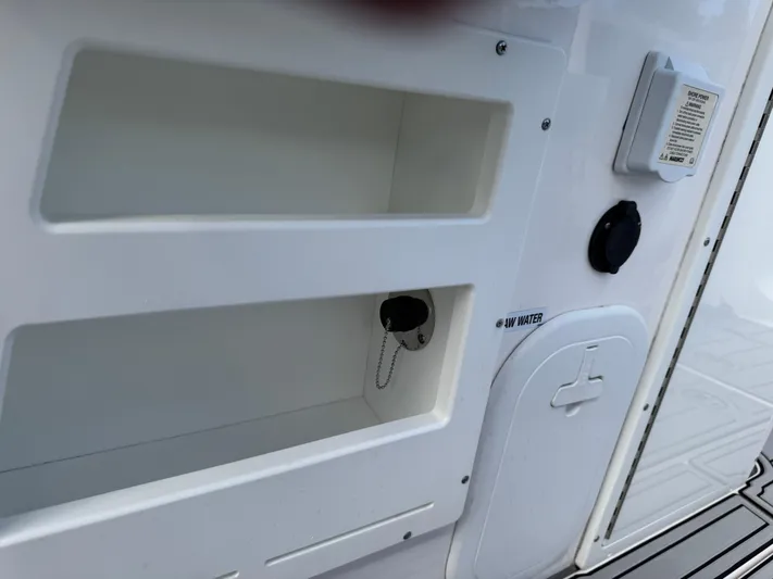 Keri B III Yacht Photos Pics 