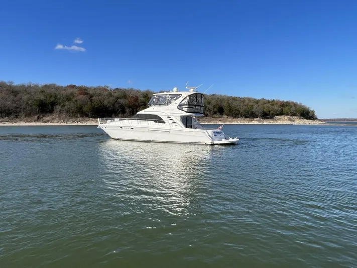 Moderation Yacht Photos Pics 