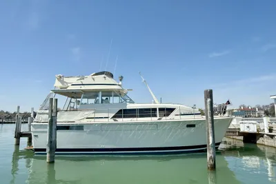 Chris-Craft 410 Commander