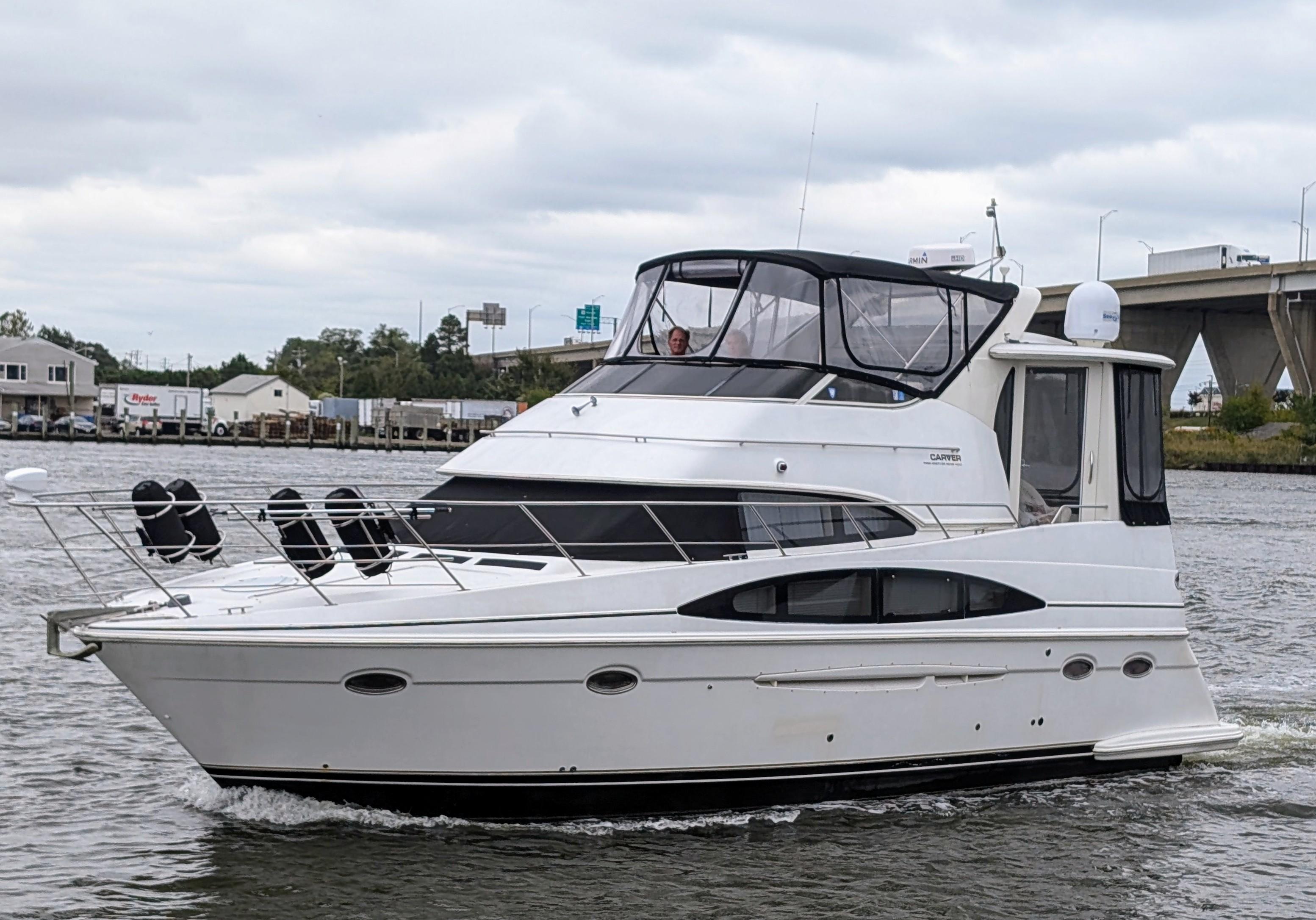 2001 Carver 396 Motor Yacht Motor Yachts for sale - YachtWorld